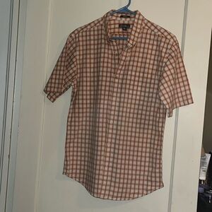 Eddie Bauer classic fit short sleeve, button down plaid shirt.